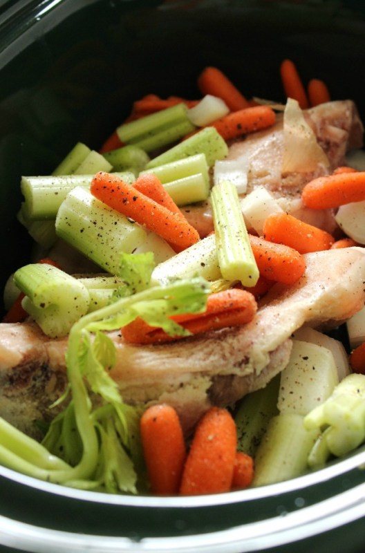Cooking Chicken Stock in Slow Cooker